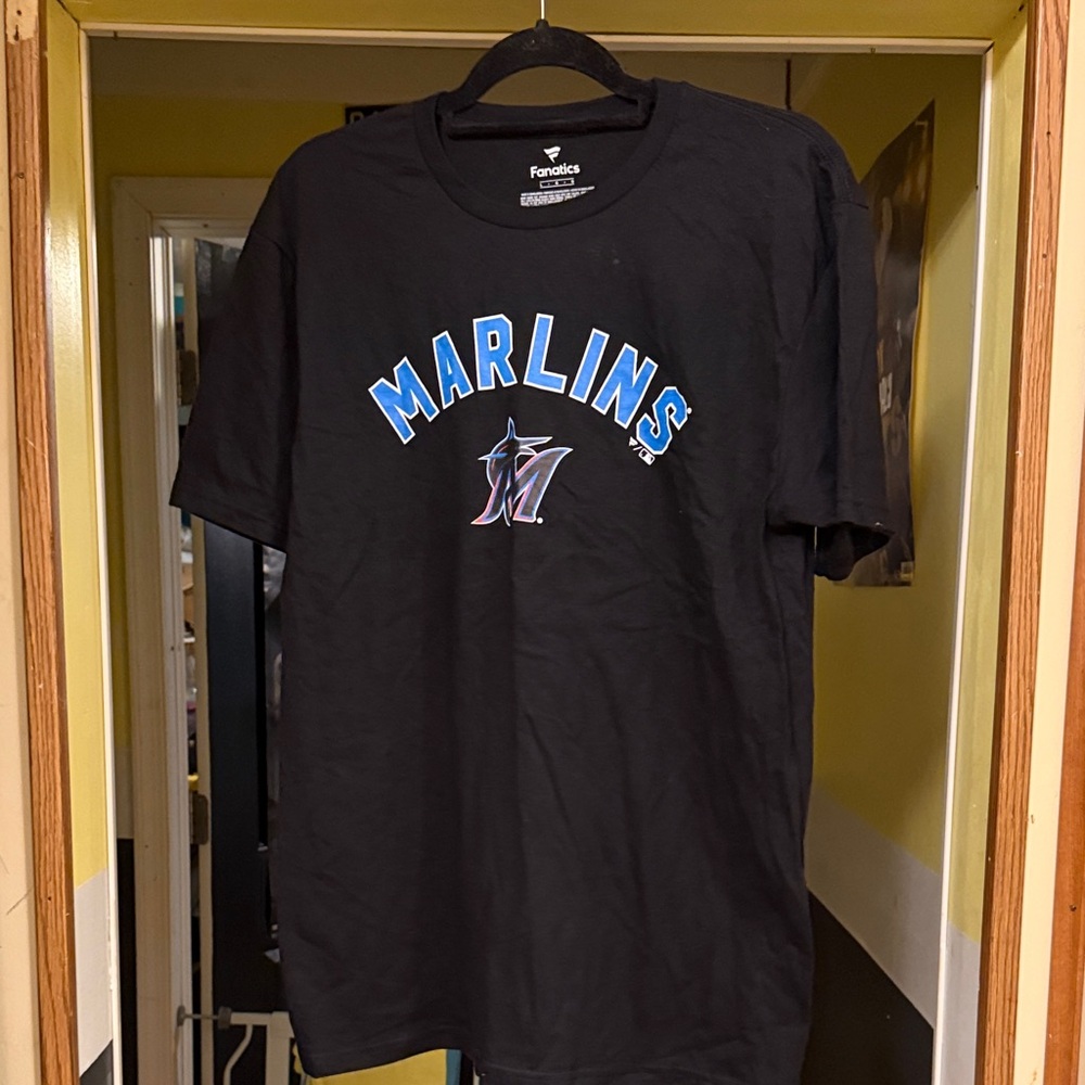 Fanatics Black Tee with Marlins Graphic